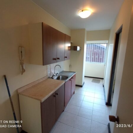 departamento a pasos de av Alemania 6