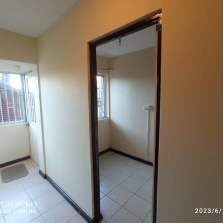 departamento a pasos de av Alemania 7