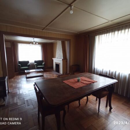vende casa en calle Miraflores 6